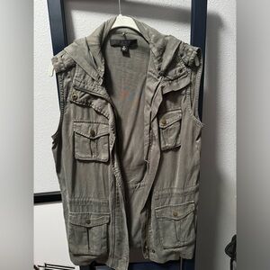 Utility vest by Tinsel in size M